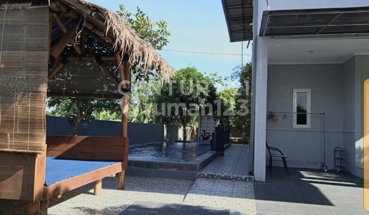 Affordable Villa with Swimming Pool in Caringin Bogor