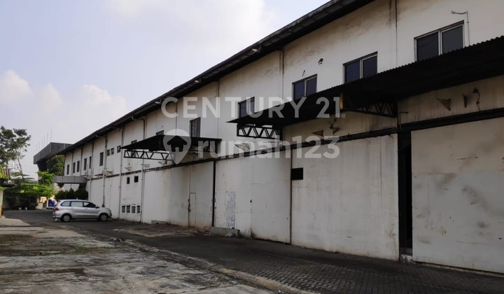The CHEAPEST Large Warehouse Inside a Complex in Pulogadung, East Jakarta The CHEAPEST Large Warehouse Inside a Complex in Pulogadung, East Jakarta