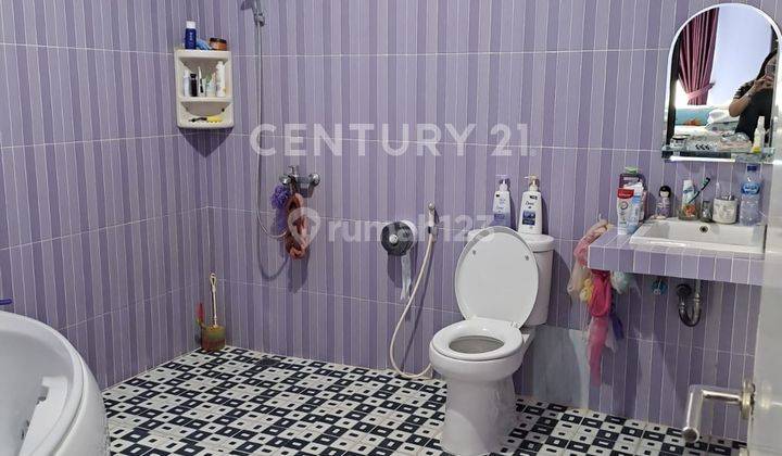 RUMAH CANTIK METLAND MENTENG ADA JACUZZI SIAP HUNI JUAL CEPAT  2