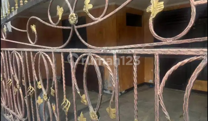 RUMAH KALI BARU TIMUR SENEN JAKARTA PUSAT DEKAT PUSAT PERCETAKAN  2