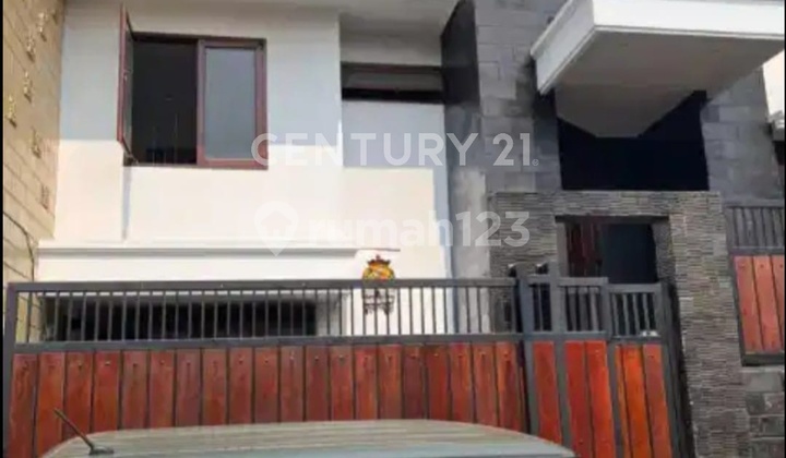 RUMAH DI BELAKANG BEA CUKAI RAWAMANGUN LINGKUNGAN NYAMAN DAN AMAN RUMAH DI BELAKANG BEA CUKAI RAWAMANGUN LINGKUNGAN NYAMAN DAN AMAN