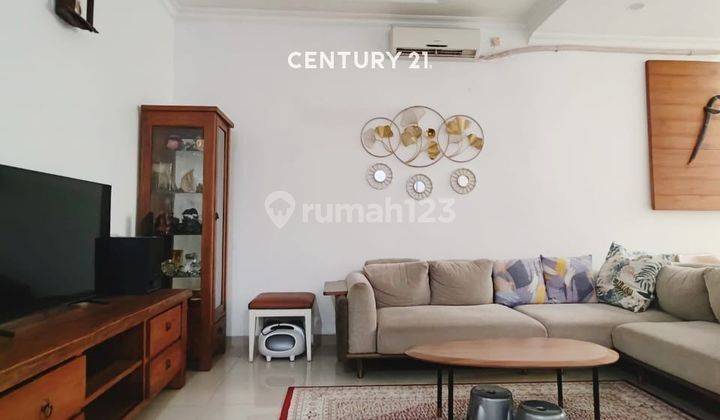 Rumah Modern 2 Lantai Lingkugan Asri Pondok Kelapa 2