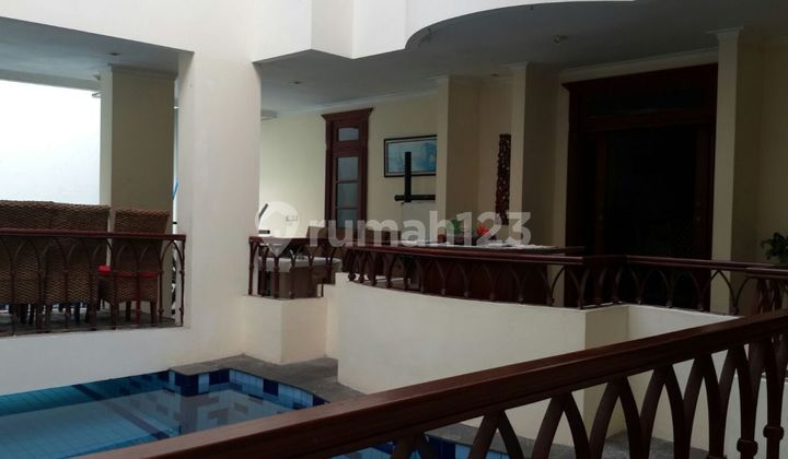 Corner House in Complex with Swimming Pool in Cinere Depok. 2