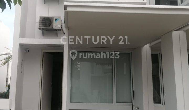 RUMAH MINIMALIS FURNISHED SIAP HUNI DI BSD CITY 1