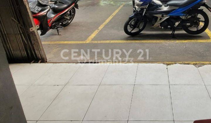 Rumah Tempat Usaha, Lokasi Sangat Strategis Di Jakarta Timur 1