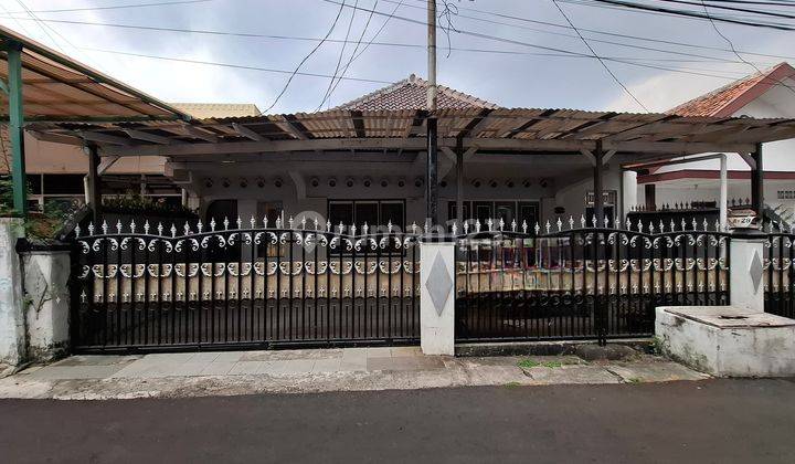 Rumah 5 Kamar Di Lokasi Sangat Strategis Guntur 1