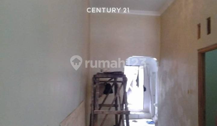 For Sale Cheap House 2 Car Road in Johar Baru Central Jakarta For Sale Cheap House 2 Car Road in Johar Baru Central Jakarta