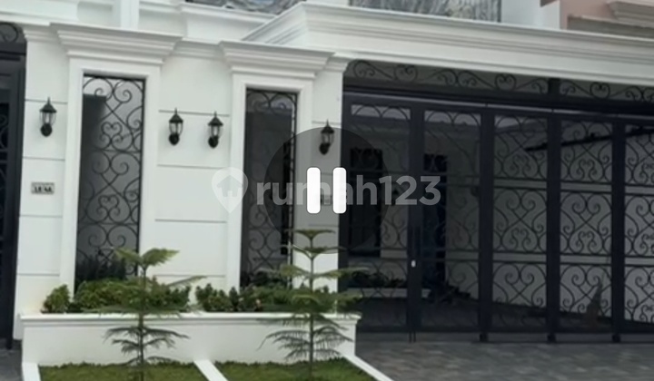 Rumah Bagus Jalan Lebar Lingkungan Aman Billymoon Jaktim