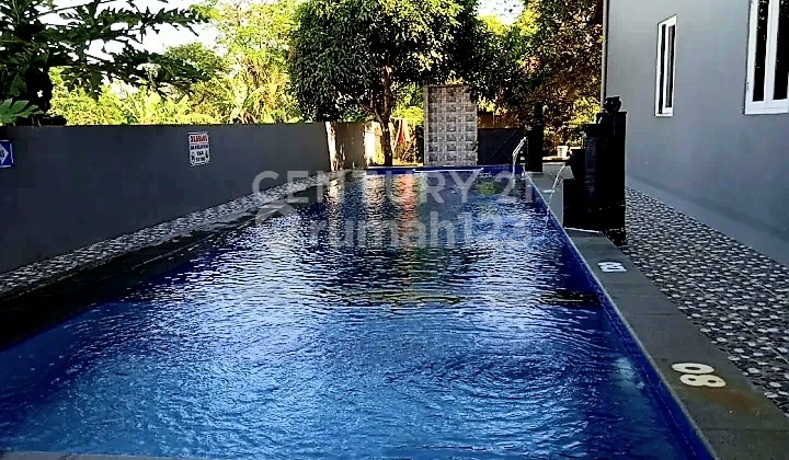 Affordable Villa with Swimming Pool in Caringin Bogor