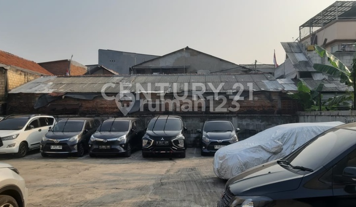 Rumah Siap Huni Bonus Kostan dan Sewaan Parkir Mobil di Plumpang 2