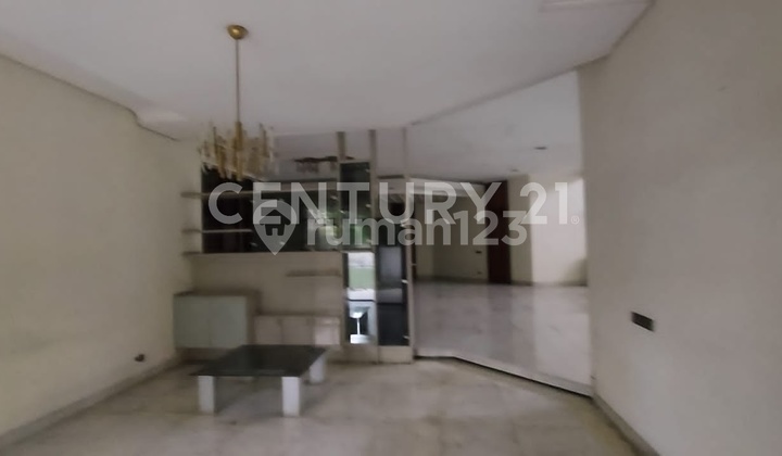 Large House Spacious Parking Suitable for Office Main Road in Permata Hijau Large House Spacious Parking Suitable for Office Main Road in Permata Hijau