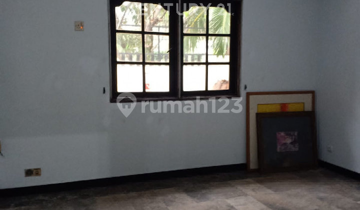 For Rent House in Kayu Putih, 2 Car Garage, Wide Road 2