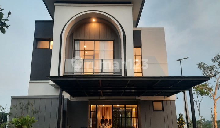 FOR SALE 2-Story House in BSD City Near Highway & Station. This Could Be Yours Today. Don't Wait for Prices to Rise. FOR SALE 2-Story House in BSD City Near Highway & Station. This Could Be Yours Today. Don't Wait for Prices to Rise.
