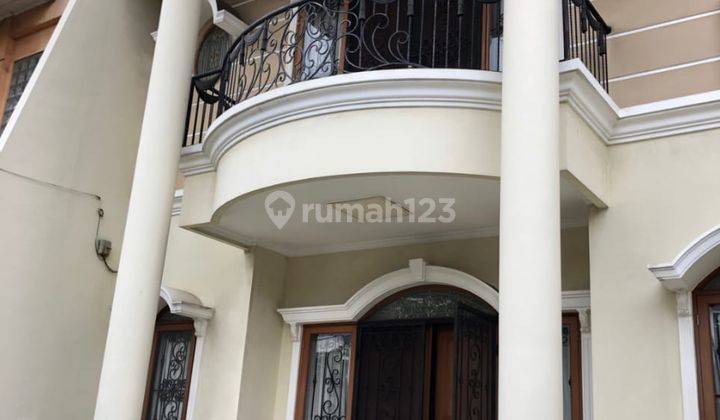 Jual Rumah Taman Ratu Jalan Favourite Furnished Siap Pakai 1