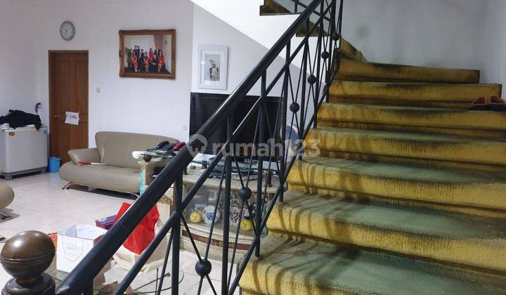 Rumah Puri Indah Depan Lapangan Tennis Jalan Lebar Turun Harga 2