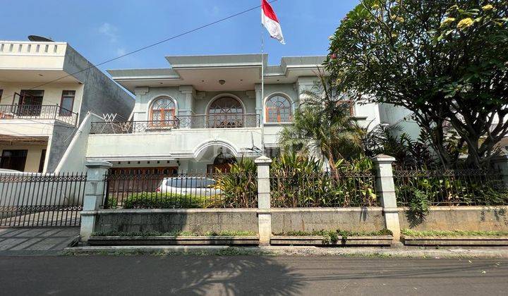 Rumah Bagus Kedoya Baru Siap Huni Tanpa Renovasi 1