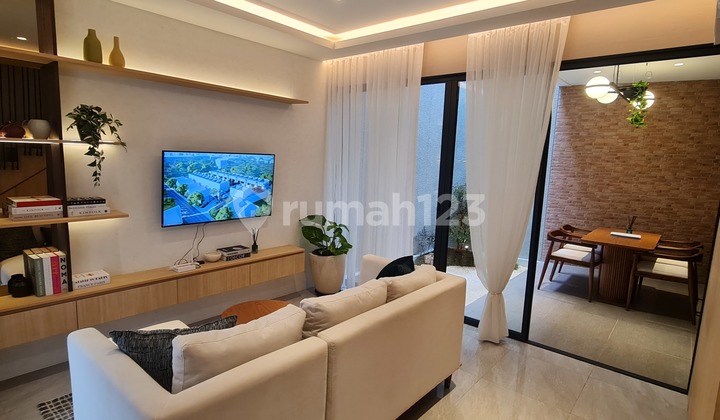 Rumah Minimalis Siap Huni Lokasi Strategis Di Taman Aries 2