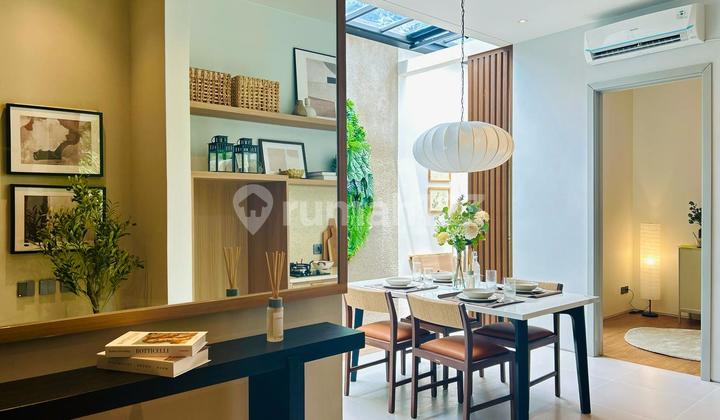 Nice Ready-to-Occupy House Premium Lebak Bulus South Jakarta Nice Ready-to-Occupy House Premium Lebak Bulus South Jakarta
