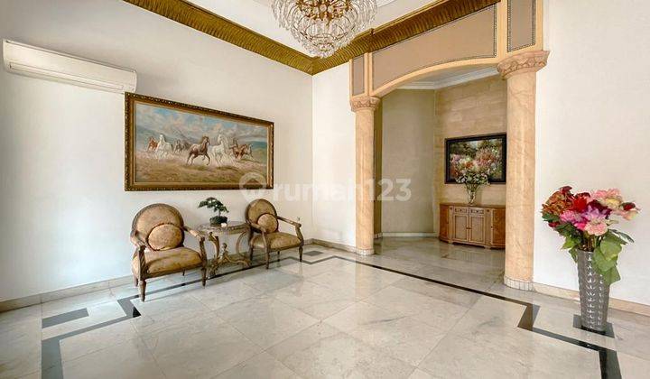 Rumah Hook Bagus Di Dalam Komplek Intercon