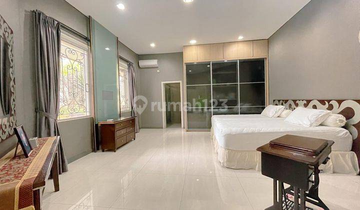 Rumah Hook Bagus Di Dalam Komplek Intercon