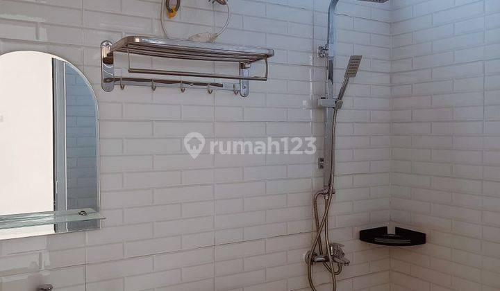 Rumah Baru 2.5 lantai di Perum Bojong Indah 4