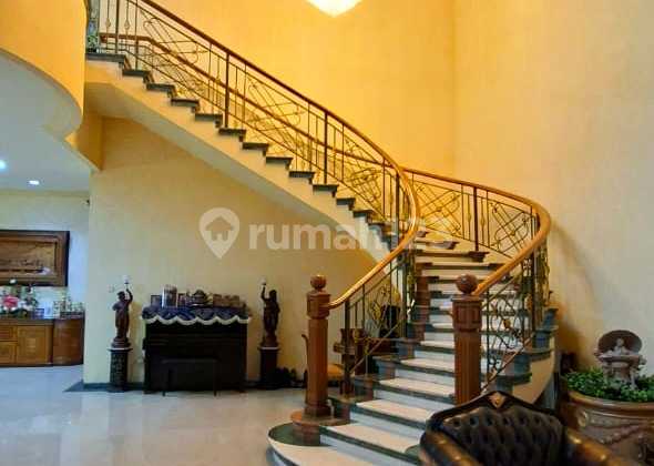 Kedoya Garden Rumah Mewah Hadap Selatan