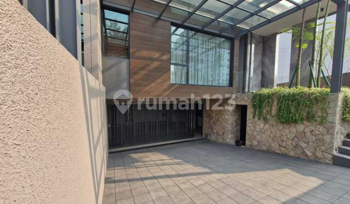 Citra Lake Villa Di Citra Garden Jakarta Barat 2