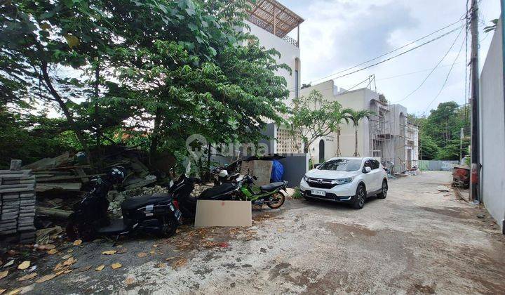 Umalas Exclusive Land In Villa Environment 2