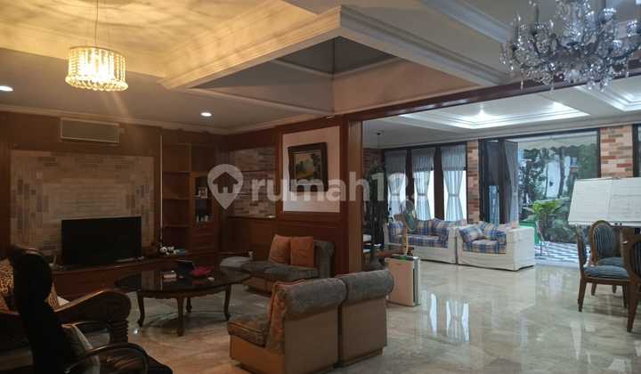 Bintaro Sektor 7 Rumah Sewa Dengam Private Pool