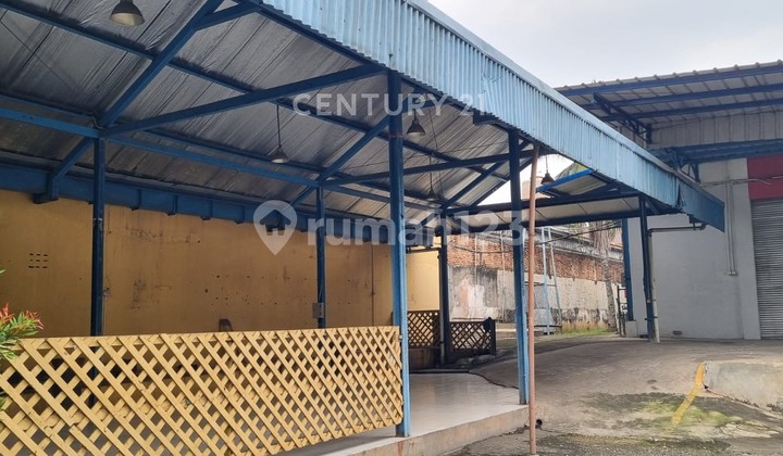 Warehouse for Rent, Former Factory in Cawang, East Jakarta Warehouse for Rent, Former Factory in Cawang, East Jakarta