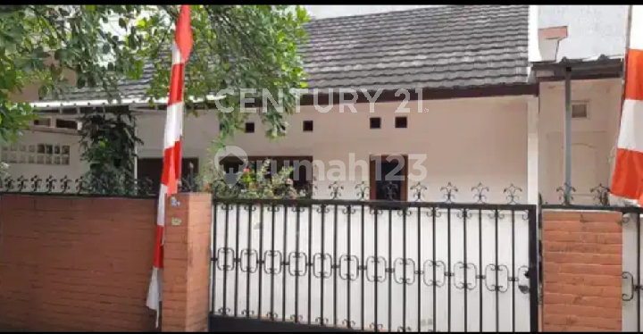 For Rent House in Bendungan Hilir Suitable for Office 2