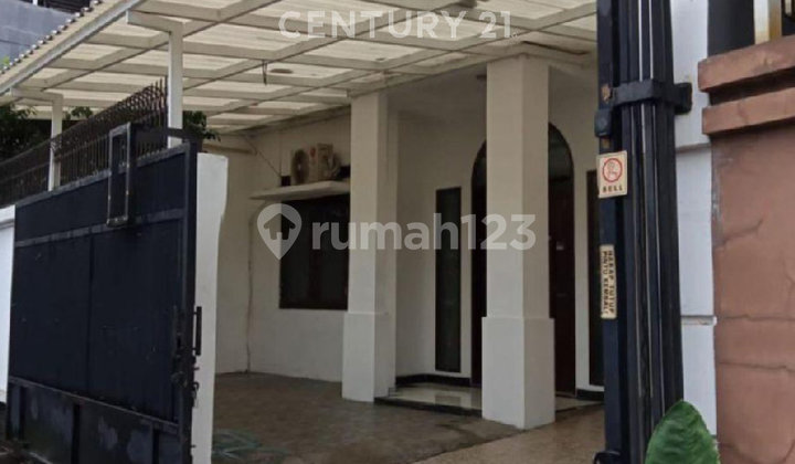 Rumah Utk Keluarga atau Cocok Juga Kantor di Pancoran Jaksel Rumah Utk Keluarga atau Cocok Juga Kantor di Pancoran Jaksel