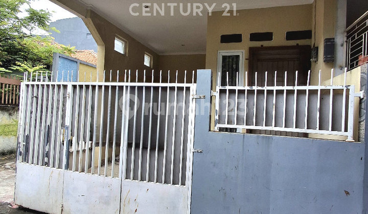 Rumah Dalam Cluster Tenang Bebas Banjir Akses Mobil 2