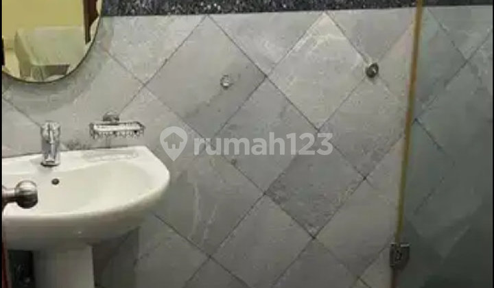 Rumah Tebet Samping Taman Habib Siap Huni Cocok Utk Keluarga 2