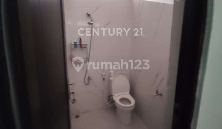 Rumah Luas Akses Jalan 3 Mobil Bebas Banjir di Jatiasih Bekasi 2