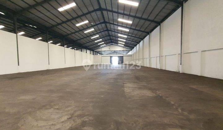 Dijual Gudang Kayu Putih Medan 1