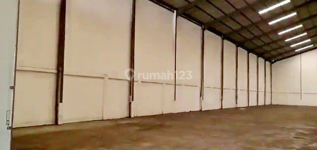 Dijual Gudang Kayu Putih Medan 3