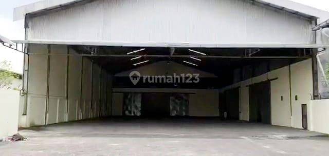 Dijual Gudang Kayu Putih Medan 5