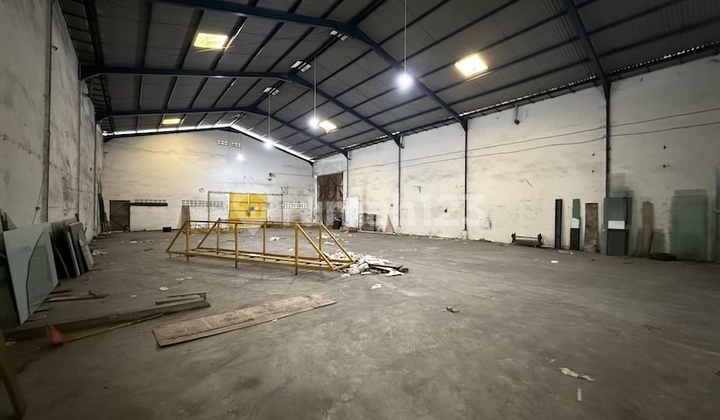 KMC Warehouse for Rent