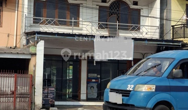 Ruko 3 Lantai di Jalan Raya Cikaret Cibinong Bogor Ruko 3 Lantai di Jalan Raya Cikaret Cibinong Bogor
