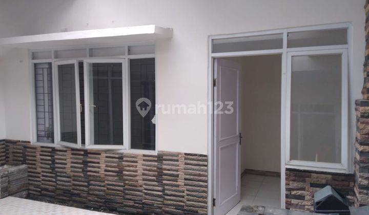 Dijual Cepat Rumah 2 Lantai Siap Huni di Citra Indah 2