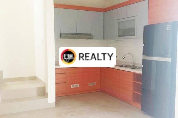 Disewakan Rumah Mewah 2 Lantai Furnished Di Orchard Park 2