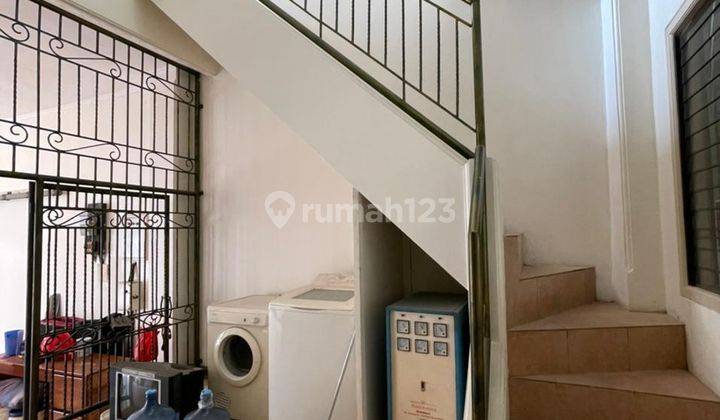 Rumah Besar dan Bagus Di Cilandak Siap Huni  11