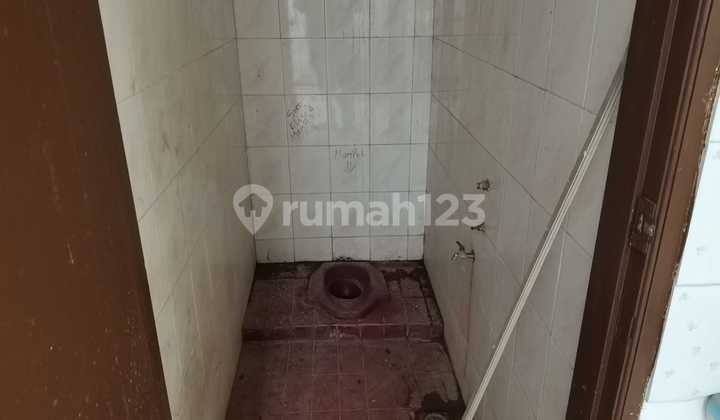 Rumah Kondisi Apa Adanya di Sektor 8b Gading Serpong  8