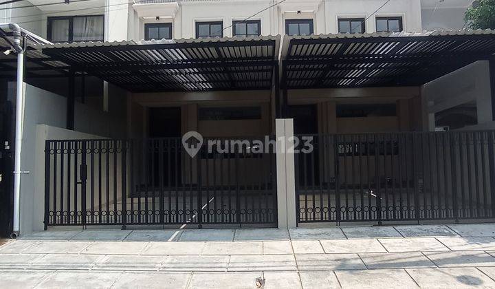 Rumah 2 Unit Modern Classic Sangat Nyaman di Villa Melati Mas 1