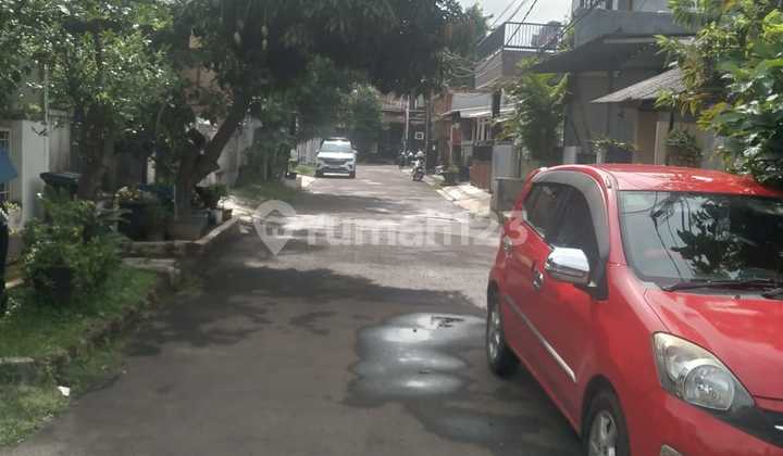 Rumah 1, Lantai Dijual Regency Melati Mas BSD Lokasi Strategis