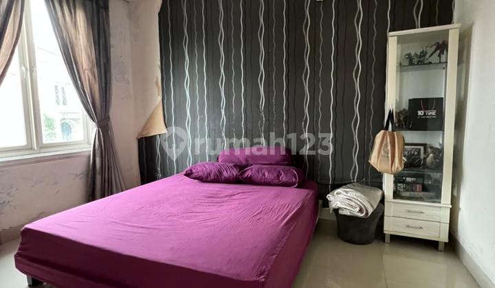 Red House 2 Floors in Private Cluster @Les Belles Maison Serpong 2