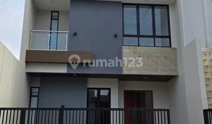 Rumah Baru 2 Lantai Minimalis Modern @Taman Villa Meruya Jakbar