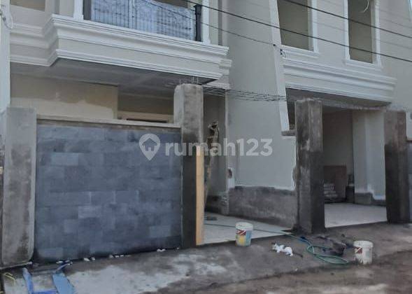 Rumah 2 Lantai Di Pettarani Harga Murah  2