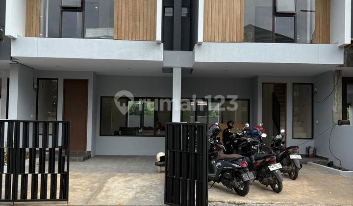 2-Story House in Tamalanrea, Near Unhas Campus 2-Story House in Tamalanrea, Near Unhas Campus